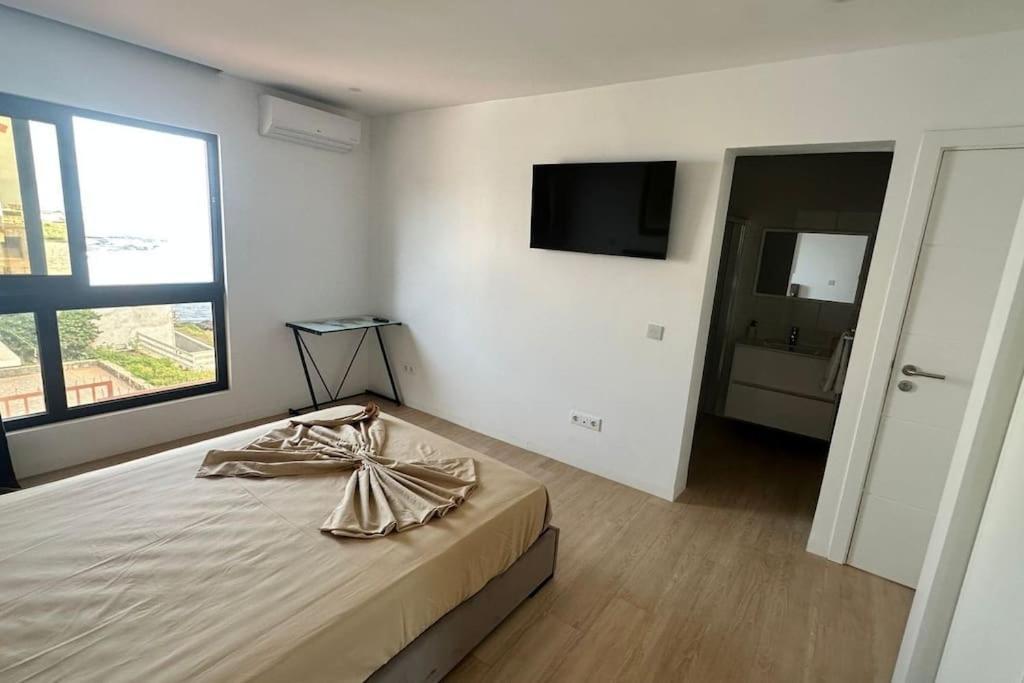 Ocean Mirror Apartment Praia Exterior photo